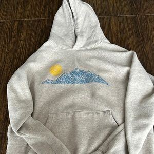 Tan Heather Mountain Nature Backs Hoodie
